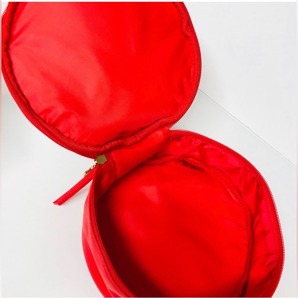 Shiseido Ginza Tokyo New Round Cometic Bag White Coated Vinyl 7.25" diameter x3" - Picture 4 of 8